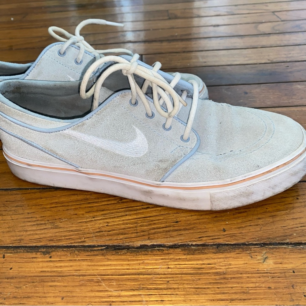 Well loved custom Stefan janoskis
